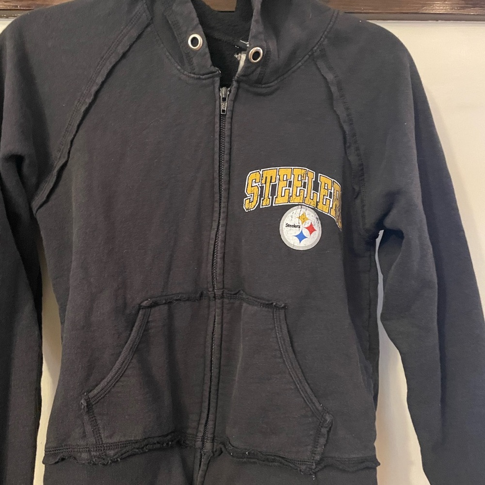 Women’s Pittsburgh Steelers Zip-up sweatshirt